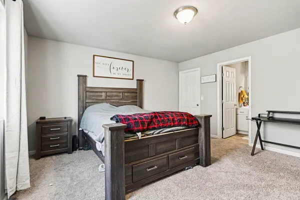 $2,600 | 8331 West Sturtevant Avenue, Richland, MI 49083