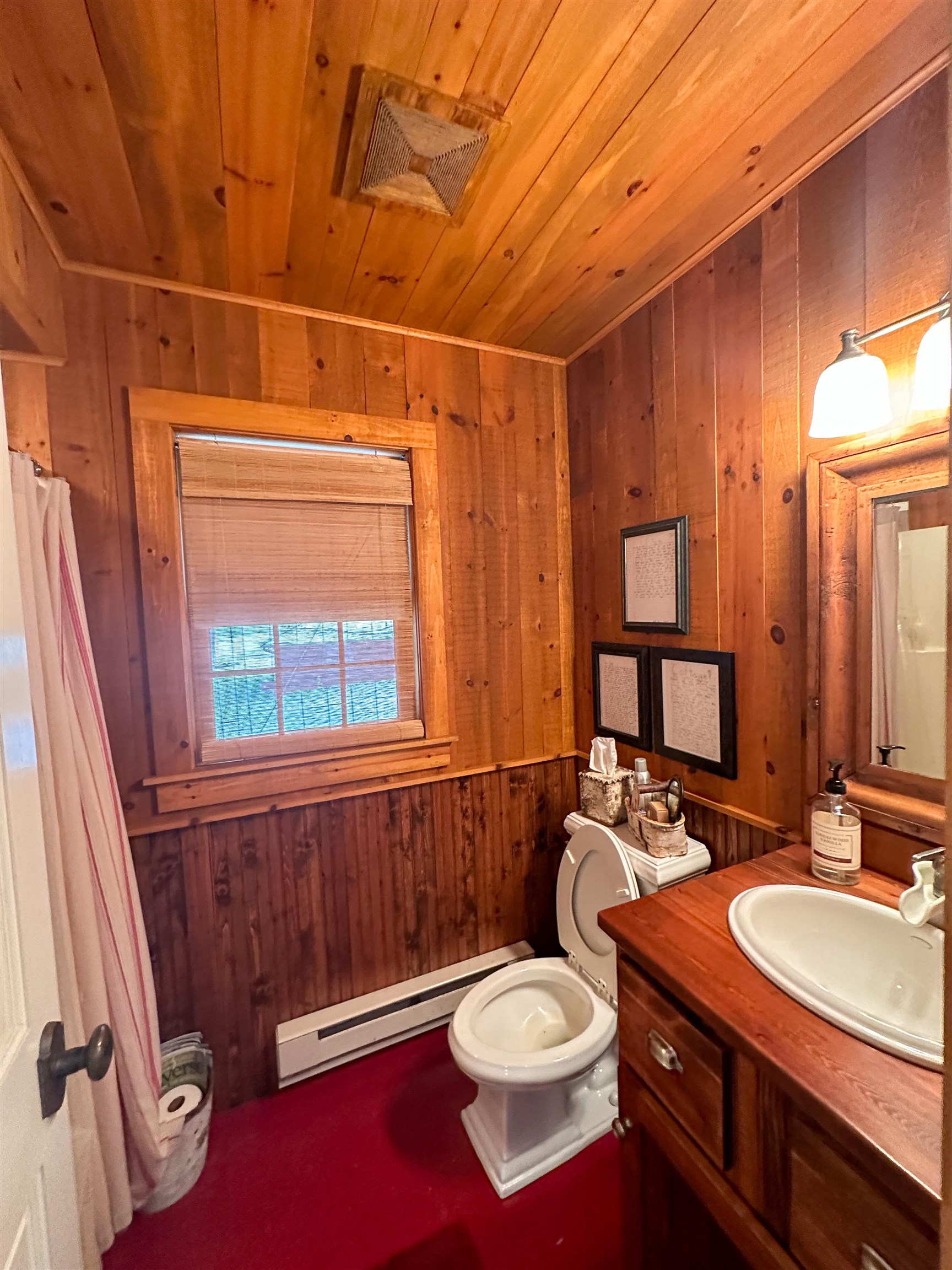 742 Lakewood Road Traverse City, MI 49685 - Photo 17 of 57 1911040-17.JPG