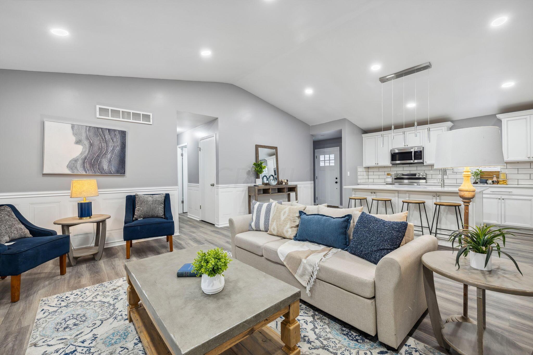 1-web-or-mls-3912-cliff-ridge-ct