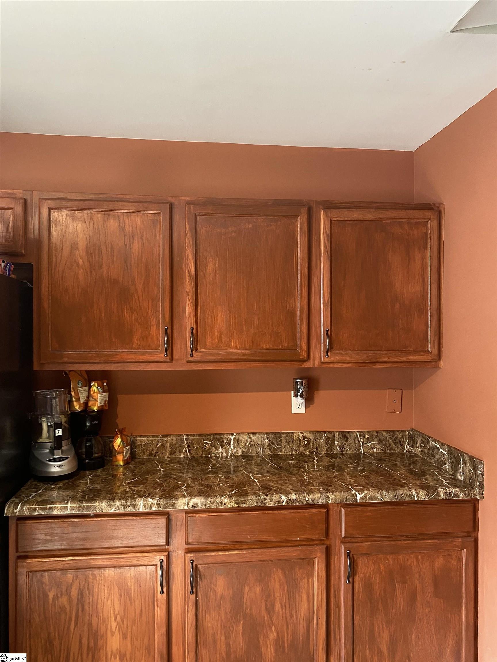109 Midwood Road Travelers Rest, SC 29690 - Photo 7 of 19 Gallery Image 7