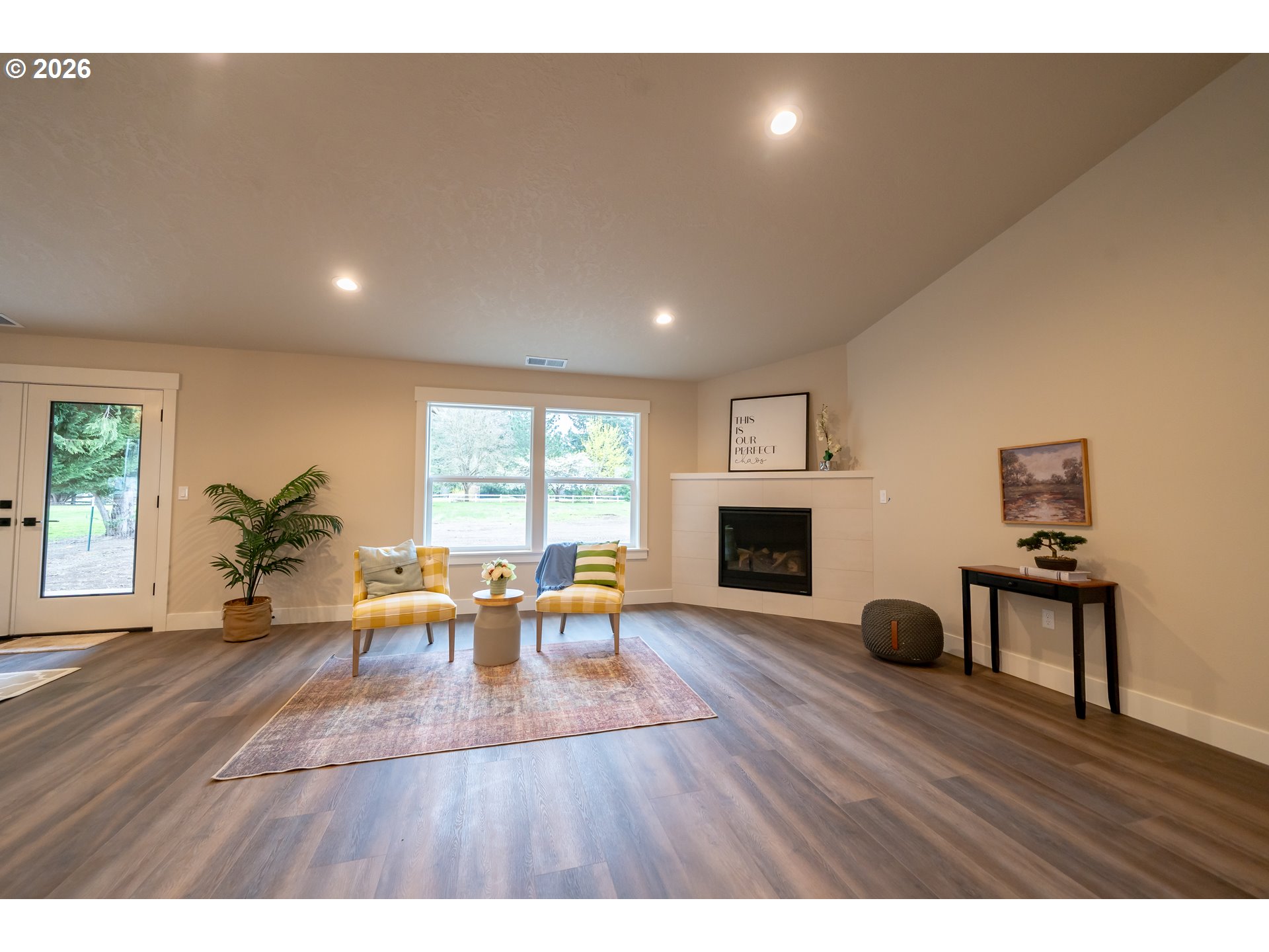 950 6th Street Lyons, OR 97358 - Photo 2 of 26 Living Room