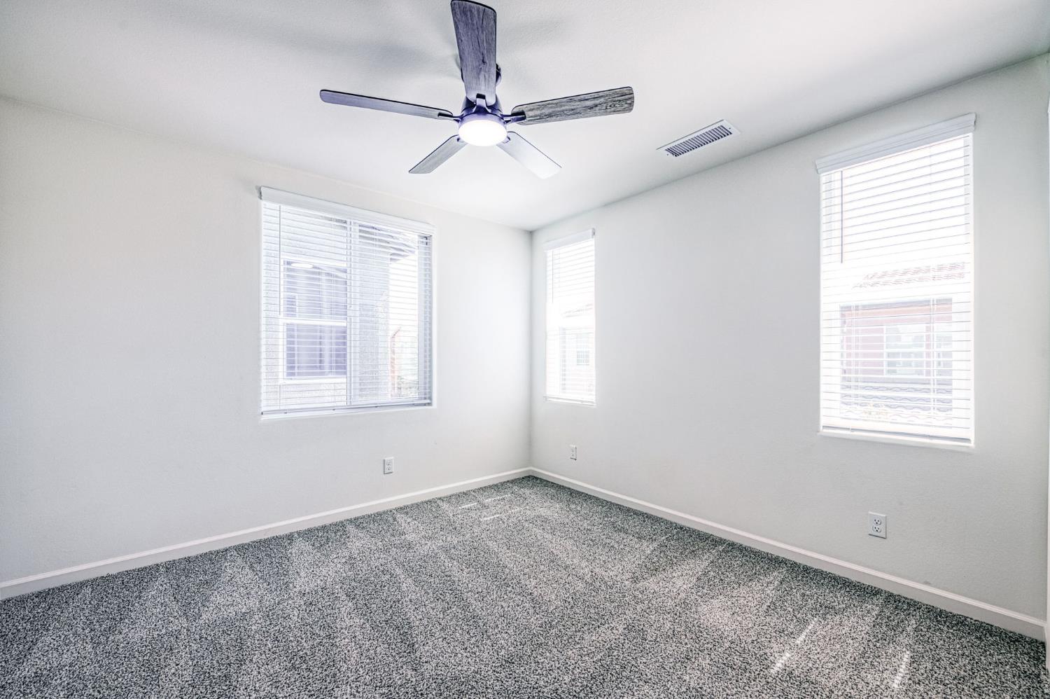 876 Winchell Way West Madera, CA 93636 - Photo 17 of 31 Gallery Image 17