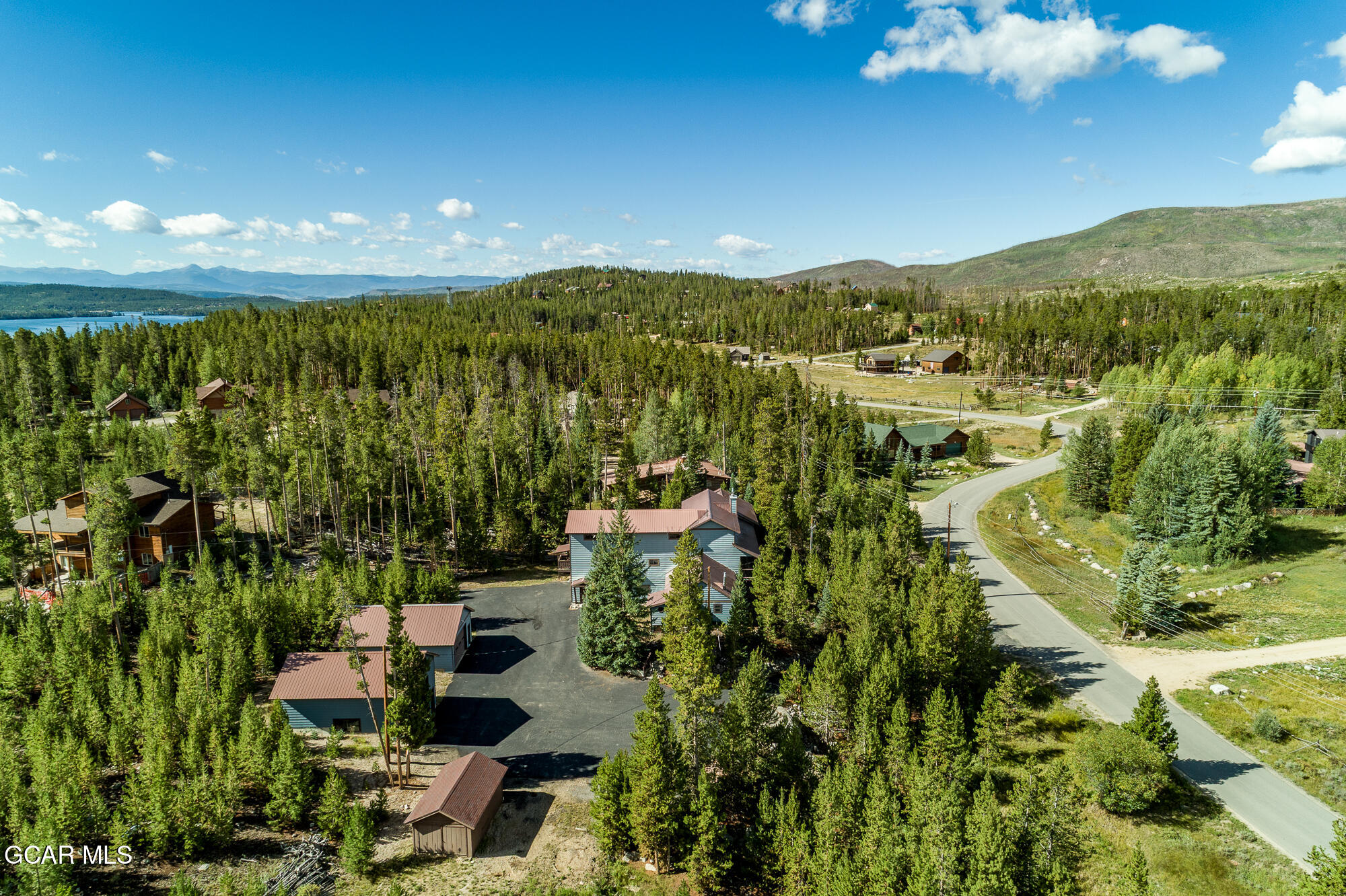 An Extraordinary Mountain Retreat!