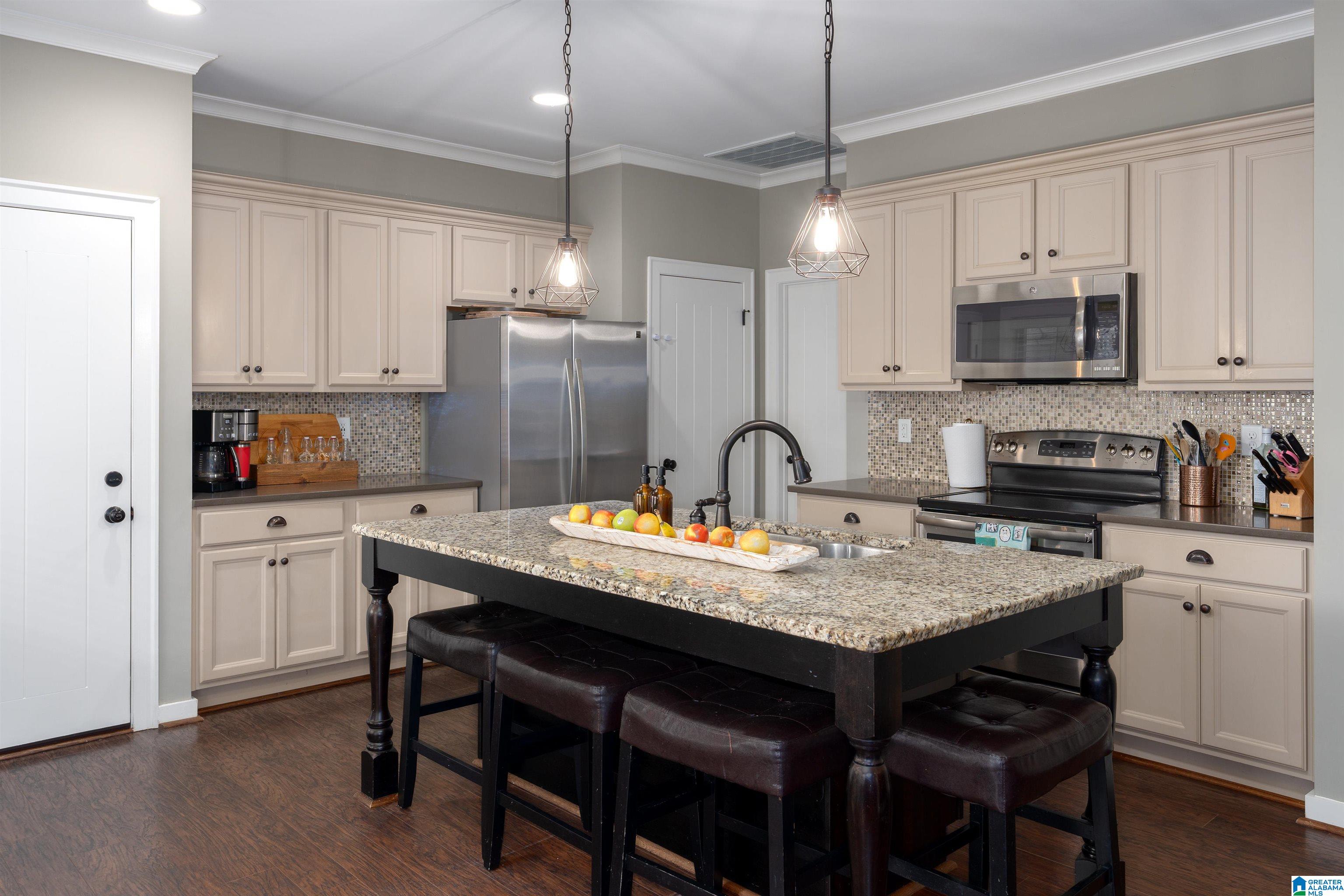 6405 Spring Street Trussville, AL 35173 - Photo 17 of 57