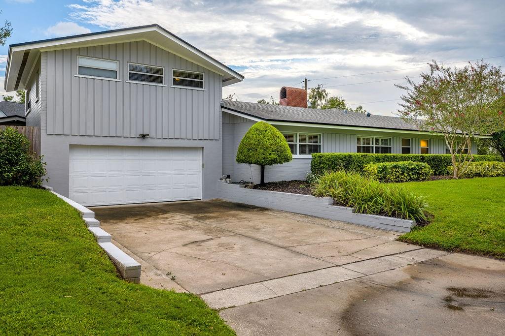 400 West Trotters Dr  