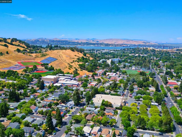 $849,950 | 3810 Canyon Way, Martinez, CA 94553