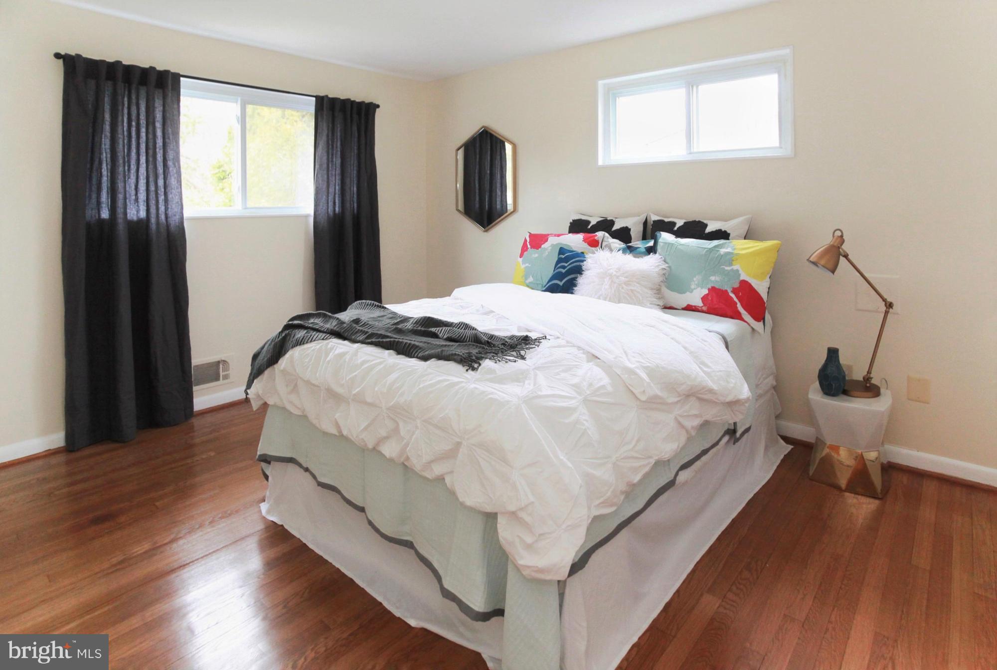905 South Belgrade Road Silver Spring, MD 20902 - Photo 13 of 27 Bedroom (Master)1