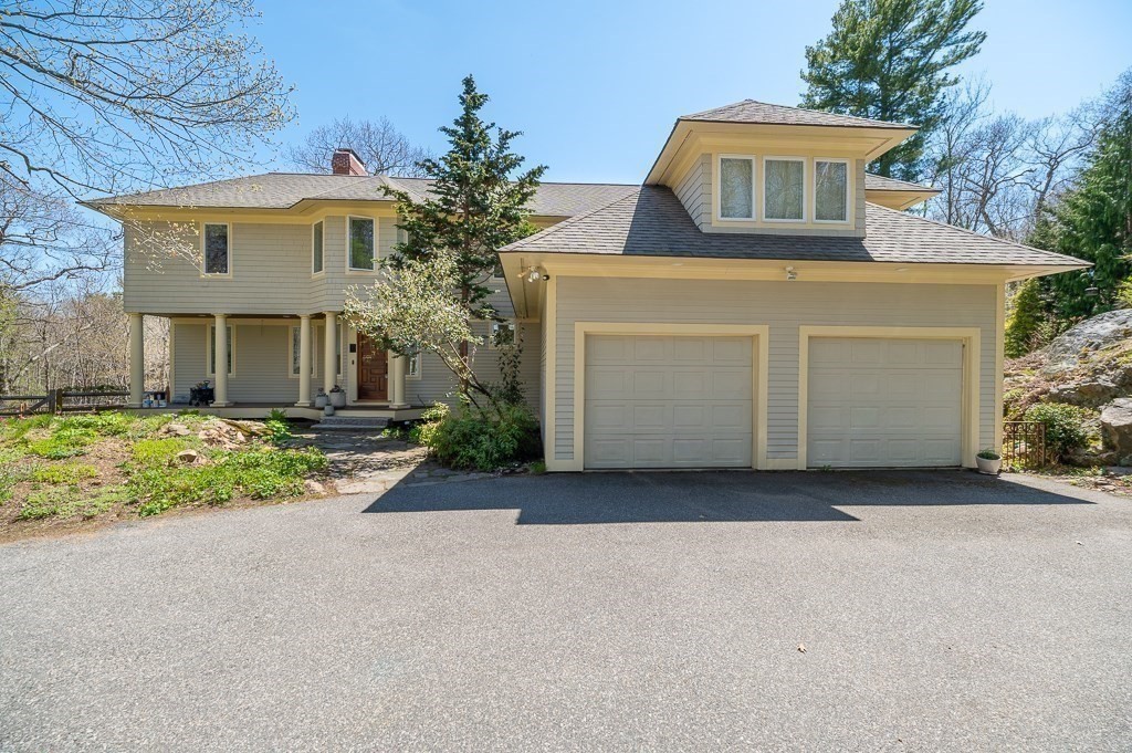 33 Forster Road Manchester, MA 01944 - Photo 2 of 41
