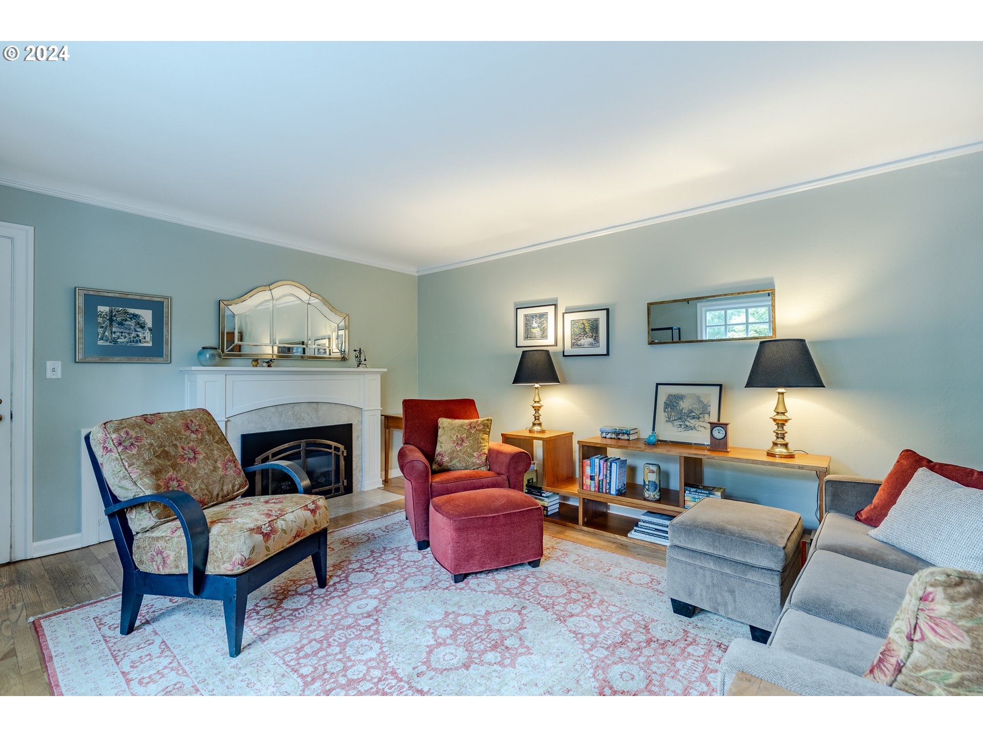 1610 Washington Street Eugene, OR 97401 - Photo 8 of 48 a living room with furniture and a fireplace