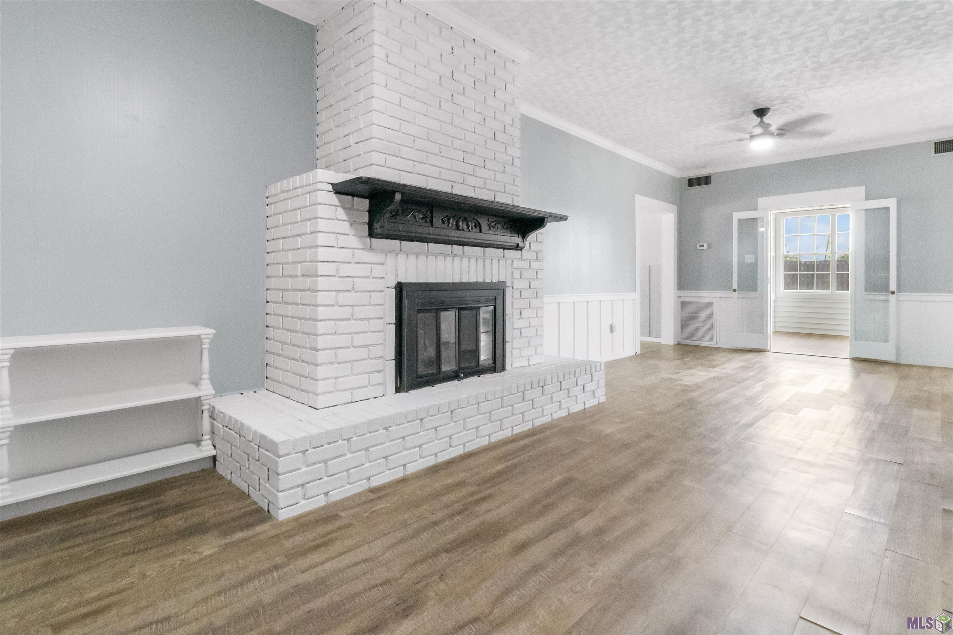157 Old Mill Road Houma, LA 70364 - Photo 7 of 20 Living Room
