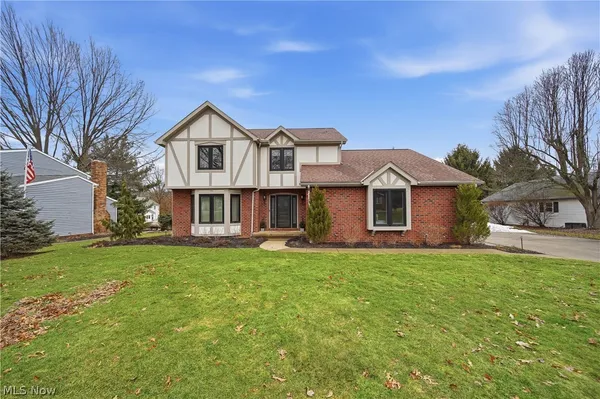 $375,000 | 2013 Dornoch Drive, Uniontown, OH 44685