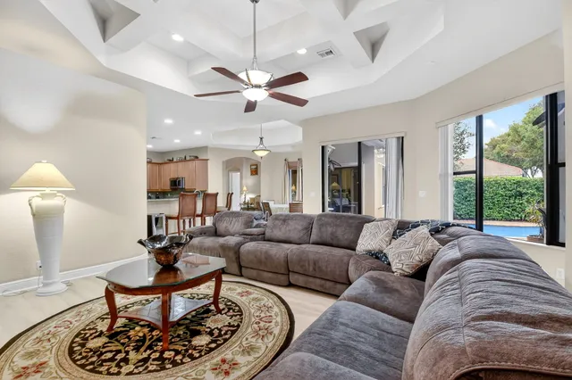 $1,194,999 | 16211 Rosecroft Terrace, Delray Beach, FL 33446