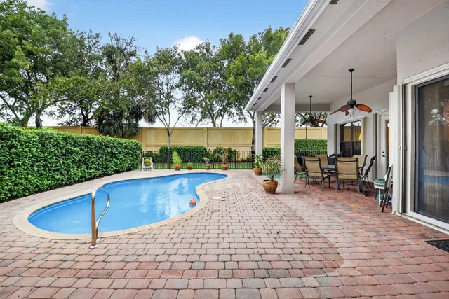 $1,194,999 | 16211 Rosecroft Terrace, Delray Beach, FL 33446