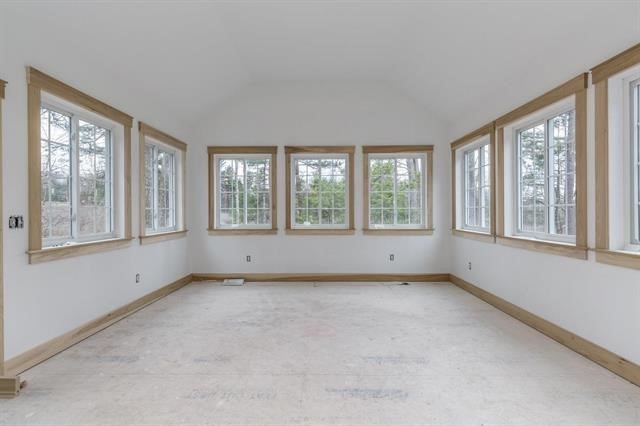 54 Haystack Circle Pelham, NH 03076 - Photo 4 of 12