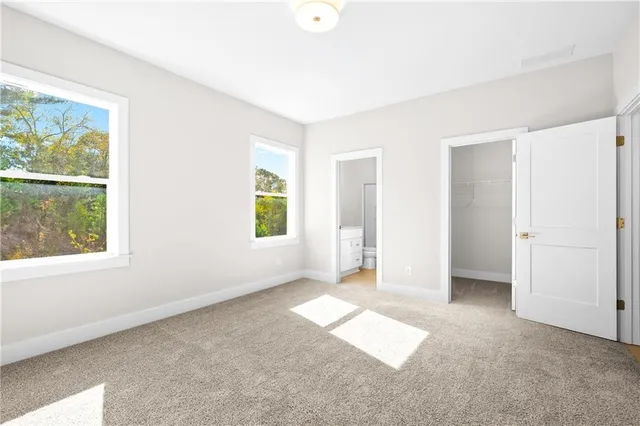 a picture of a rug and a table