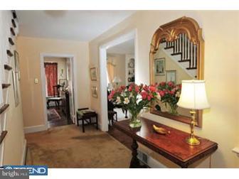541 Conshohocken State Road Gladwyne, PA 19035 - Photo 2 of 12 Foyer