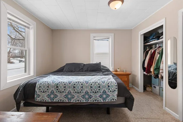 $174,900 | 211 South Oakland Avenue, Oconto Falls, WI 54154