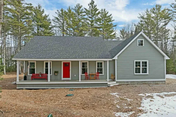 $669,000 | 12 Winchester Lane, Tuftonboro, NH 03850