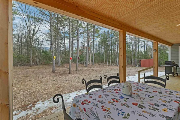 $669,000 | 12 Winchester Lane, Tuftonboro, NH 03850