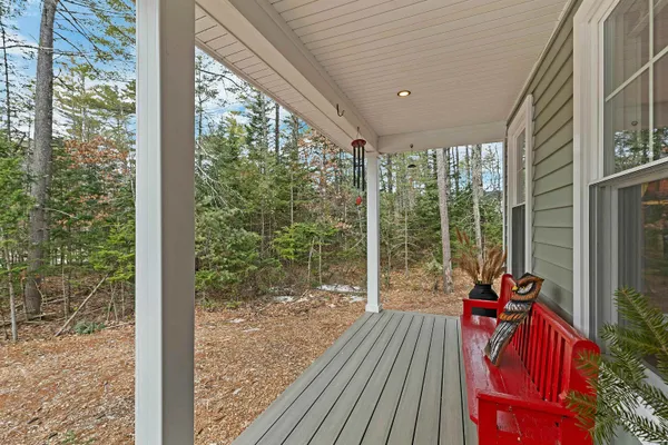 $669,000 | 12 Winchester Lane, Tuftonboro, NH 03850