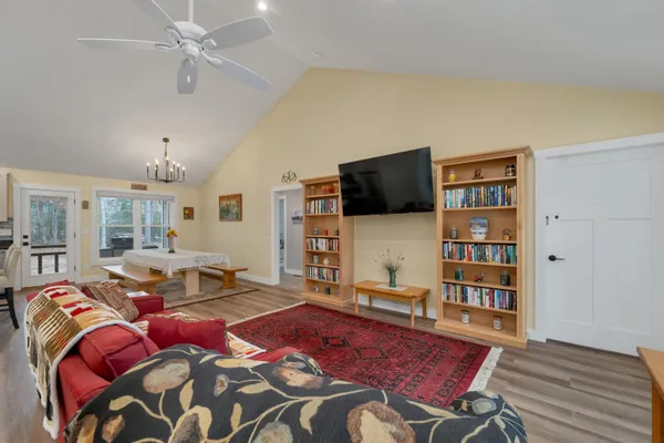 $669,000 | 12 Winchester Lane, Tuftonboro, NH 03850