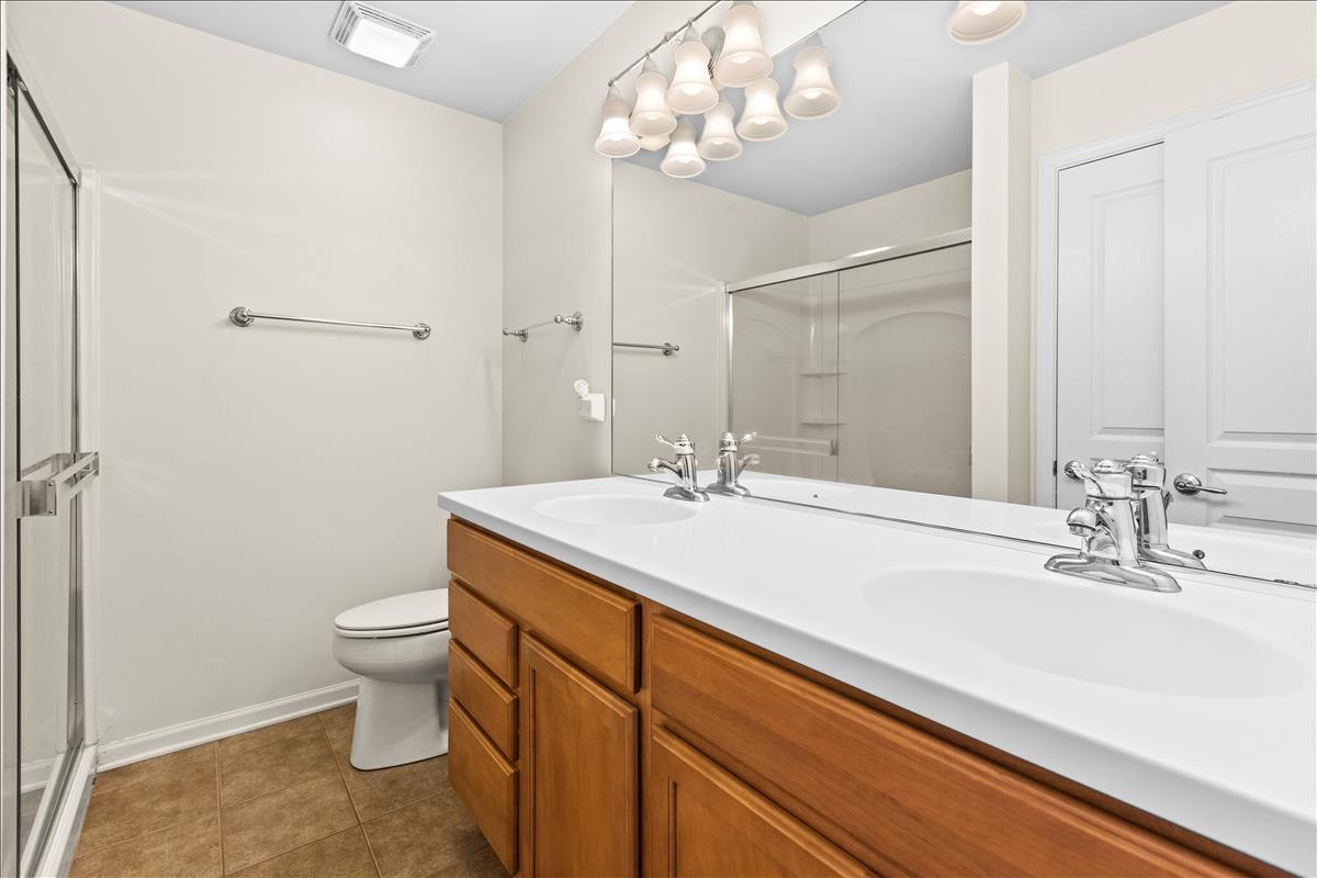 15232 Pinewood Road Lockport, IL 60441 - Photo 12 of 20