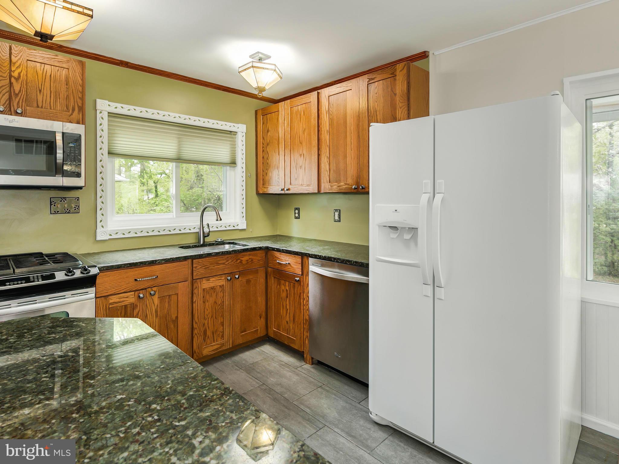 5416 Ferndale Street Springfield, VA 22151 - Photo 9 of 30 Kitchen