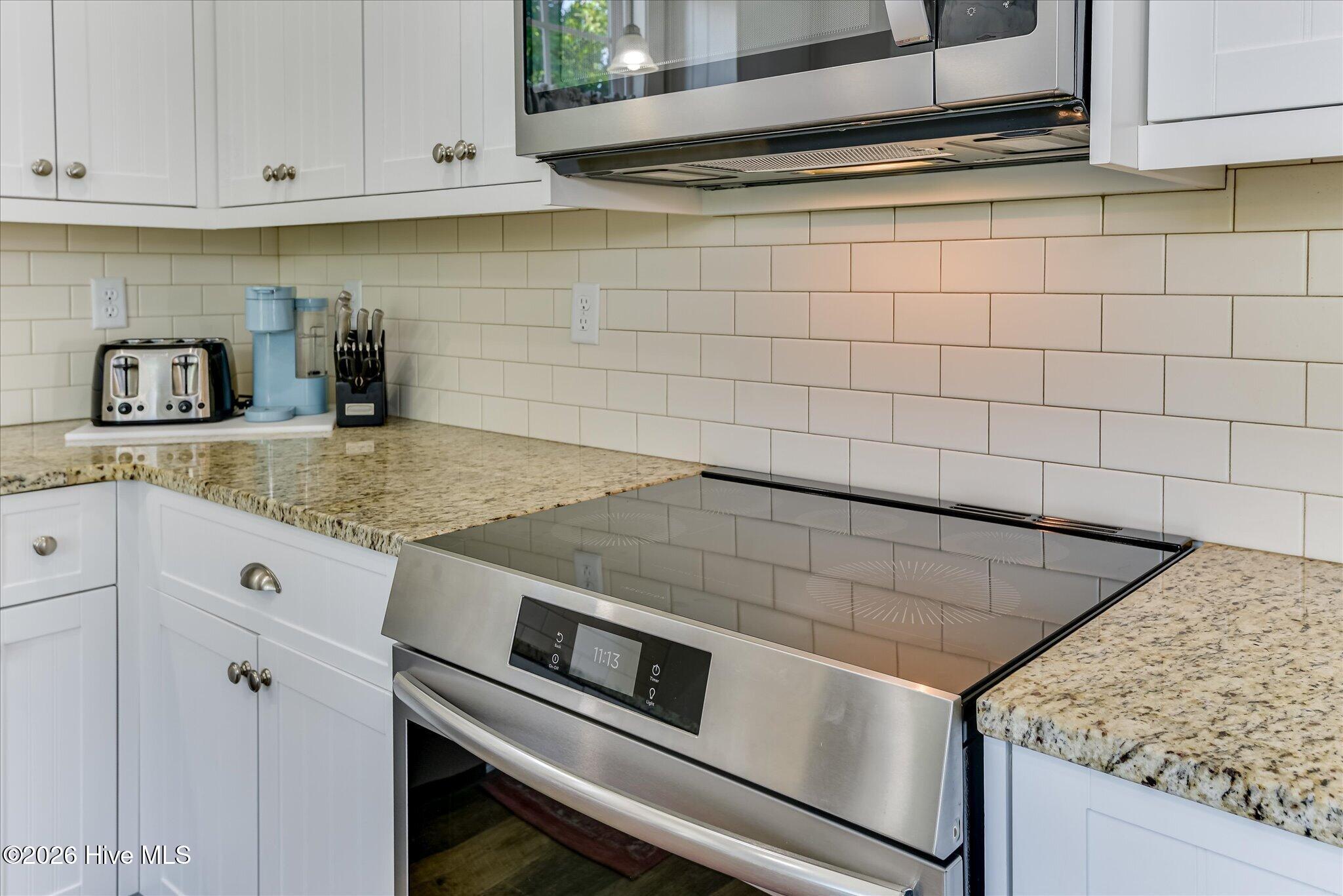 122 State Rd S-33-650 Modoc, SC 29838 - Photo 16 of 48 Induction stove