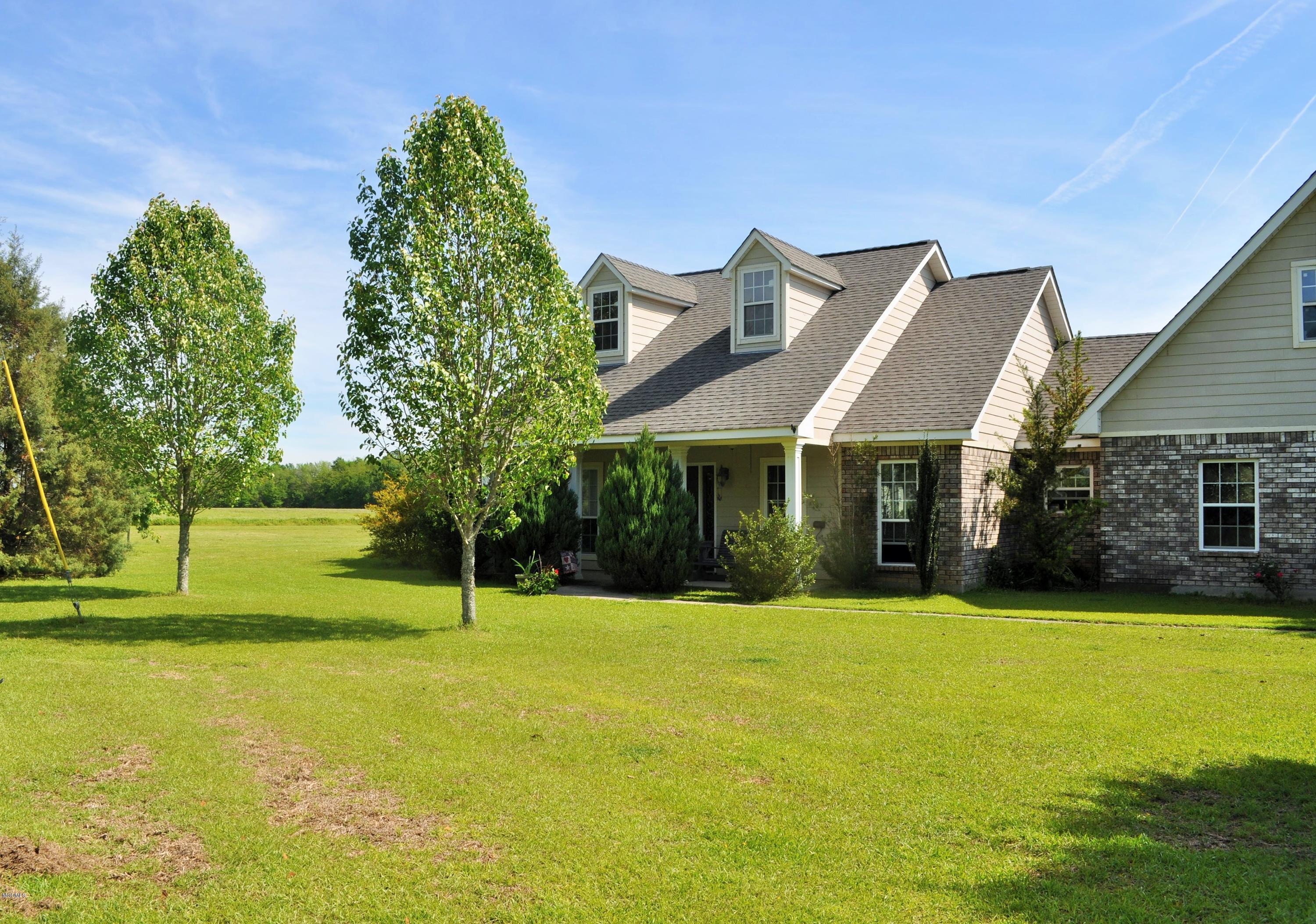 6305 Wesley Powell Road Lucedale, MS 39452 - Photo 2 of 23 DSC_0239 (3)