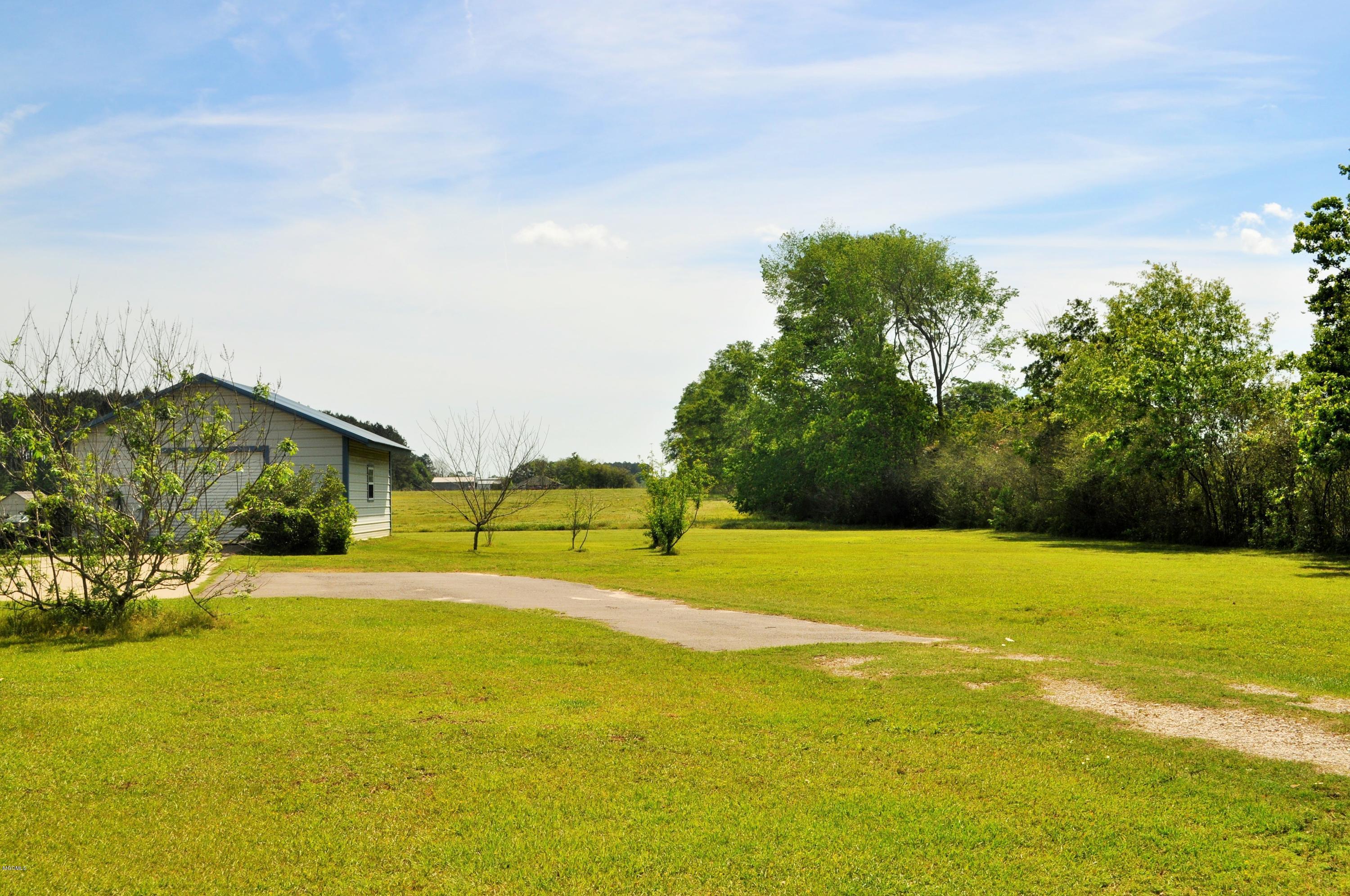 6305 Wesley Powell Road Lucedale, MS 39452 - Photo 7 of 23 DSC_0242 (2)
