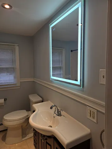 $3,700 | 36 Tina Circle, Bridgeport, CT 06606