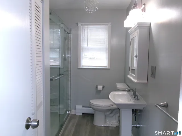 $3,700 | 36 Tina Circle, Bridgeport, CT 06606