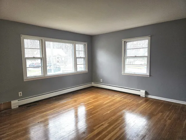 $3,700 | 36 Tina Circle, Bridgeport, CT 06606