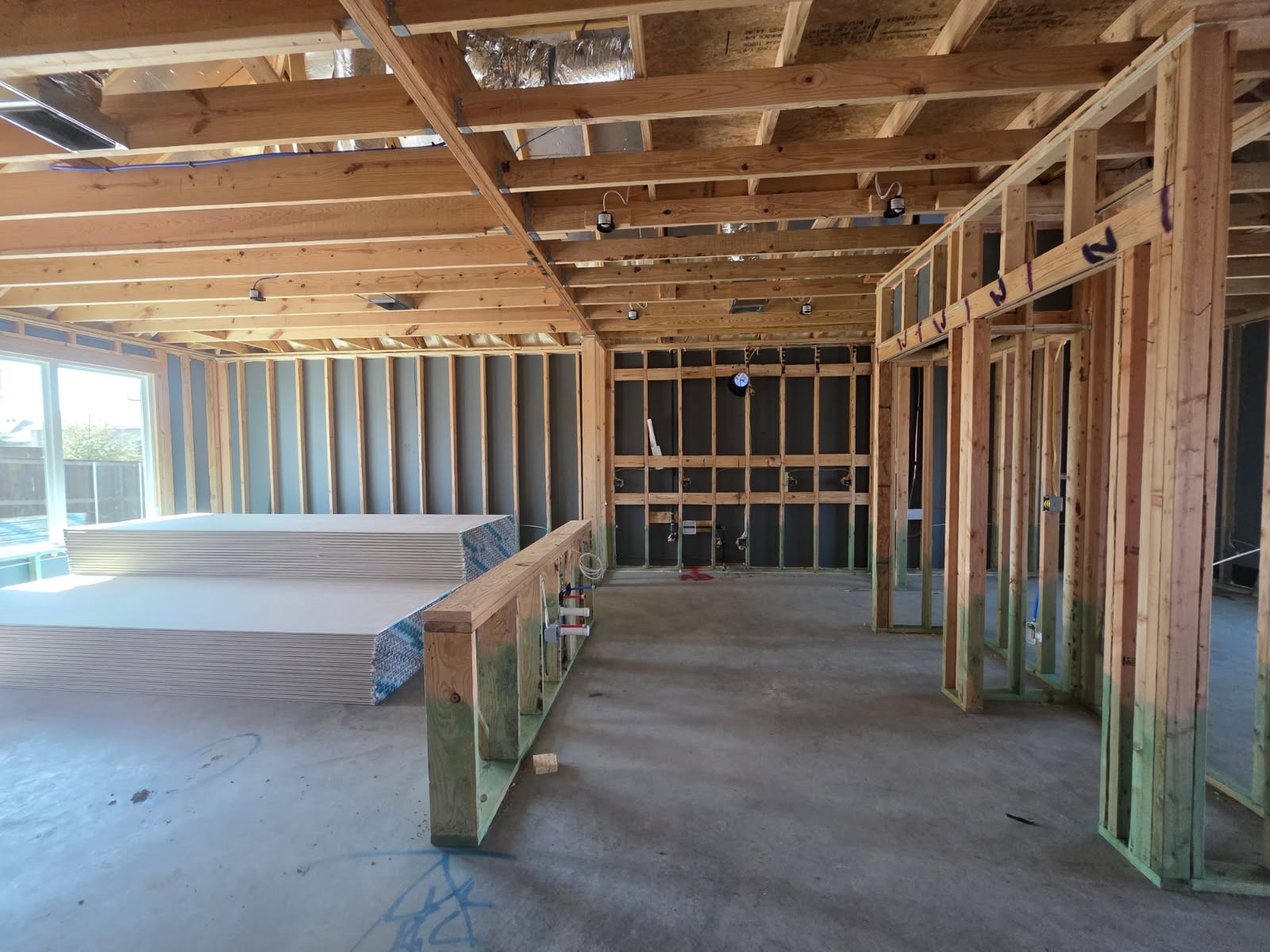 1400 Lk Rdg Drive Brenham, TX 77833 - Photo 3 of 9