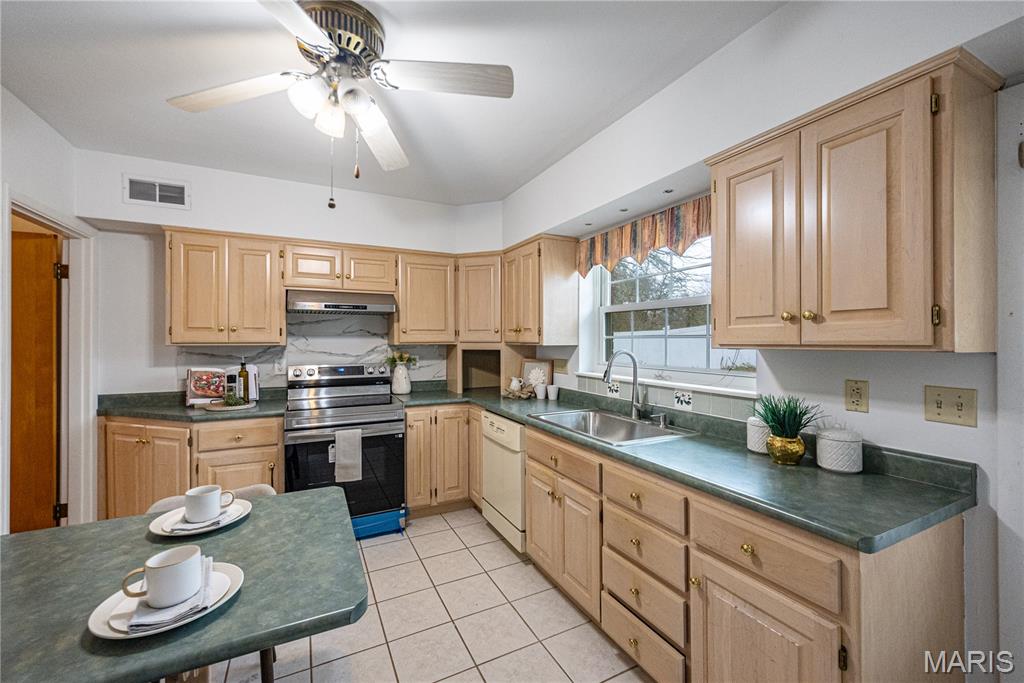 8621 South Laclede Station Road St. Louis, MO 63123 - Photo 16 of 35