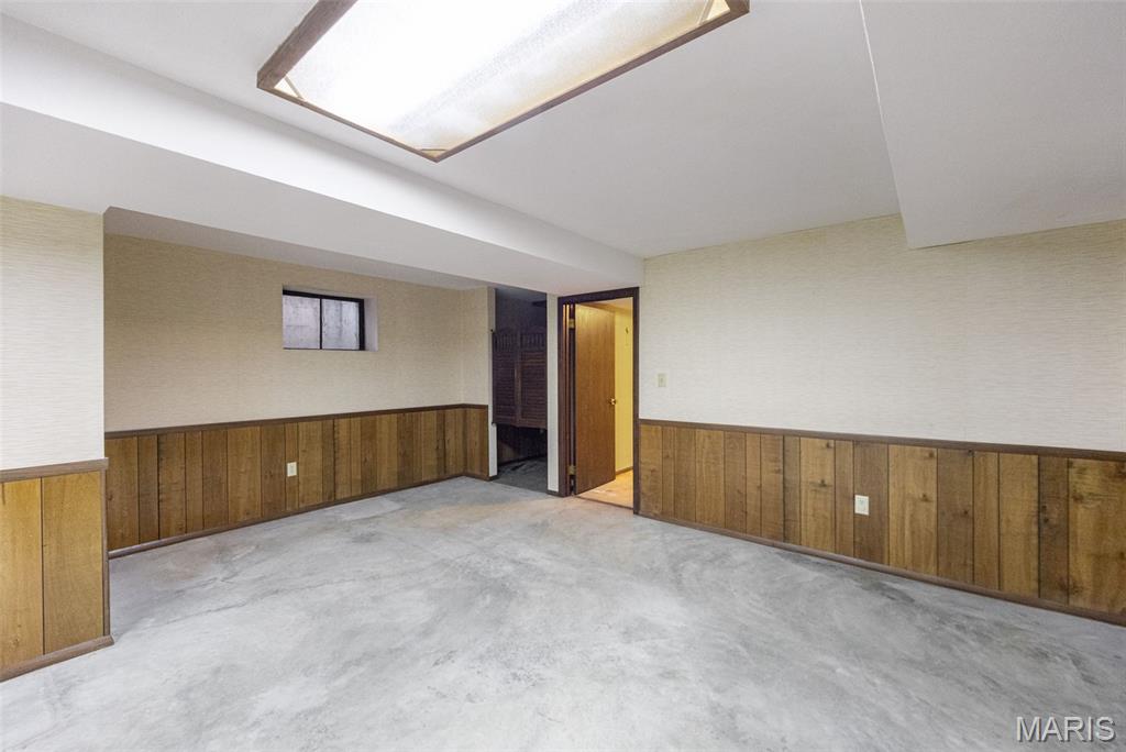 8621 South Laclede Station Road St. Louis, MO 63123 - Photo 29 of 35