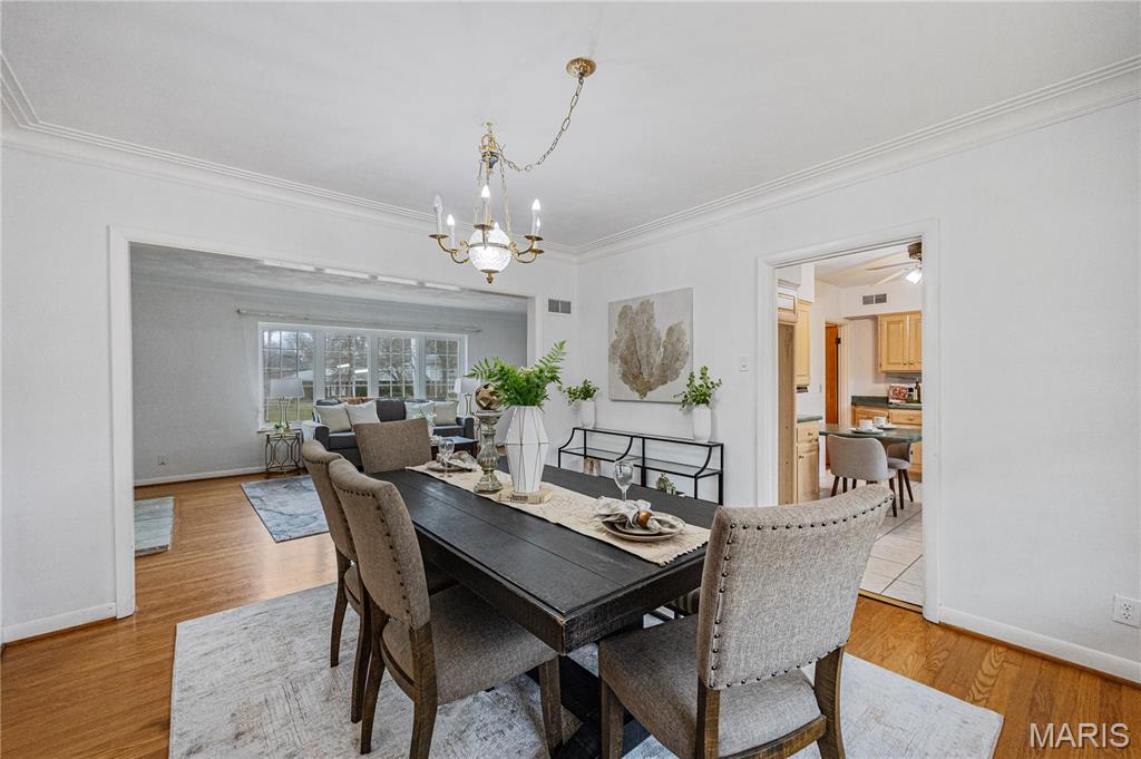 8621 South Laclede Station Road St. Louis, MO 63123 - Photo 4 of 35