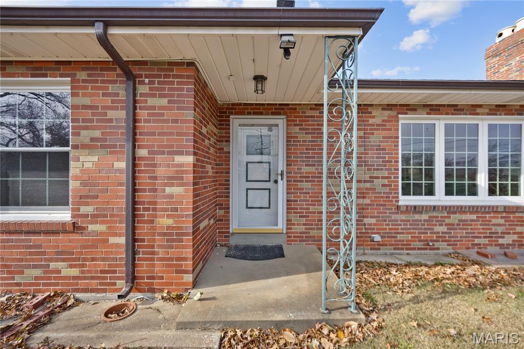 8621 South Laclede Station Road St. Louis, MO 63123 - Photo 8 of 35