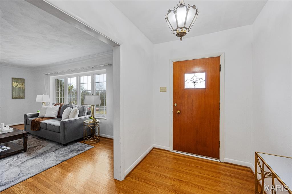 8621 South Laclede Station Road St. Louis, MO 63123 - Photo 9 of 35