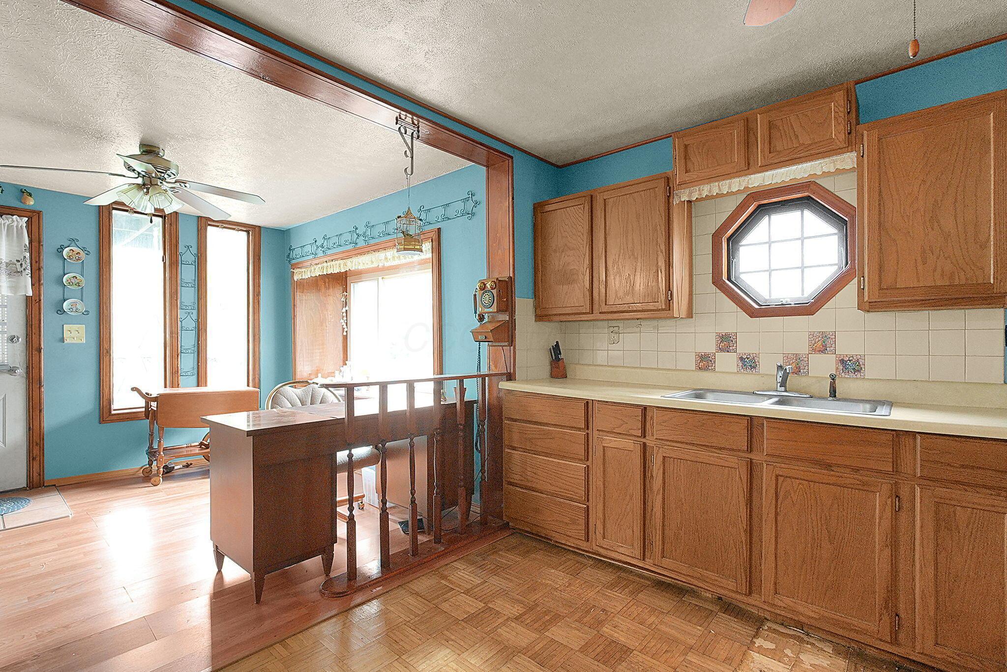 1258 Hart Road Columbus, OH 43223 - Photo 13 of 36 10-web-or-mls-1258-hart-rd