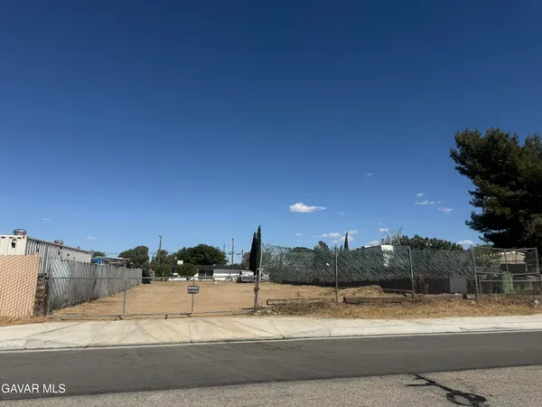 $45,900 | K6 5th Avenue, Lancaster, CA 93535