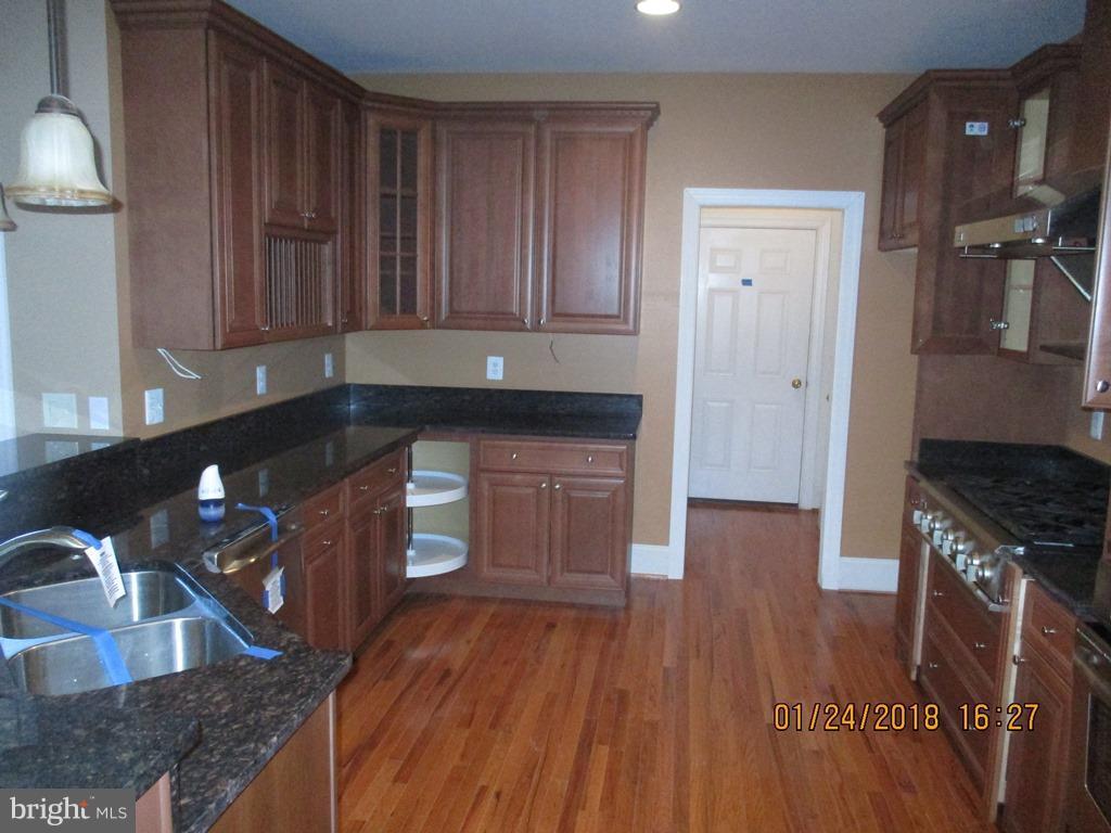 4693 Sands Road Harwood, MD 20776 - Photo 13 of 30 Kitchen