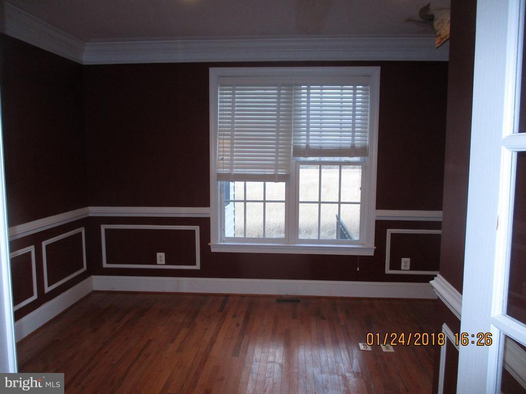 4693 Sands Road Harwood, MD 20776 - Photo 9 of 30 Interior (General)