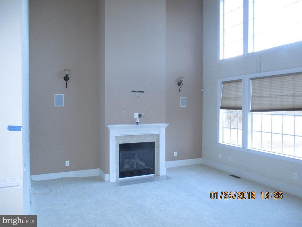 4693 Sands Road Harwood, MD 20776 - Photo 10 of 30 Family Room
