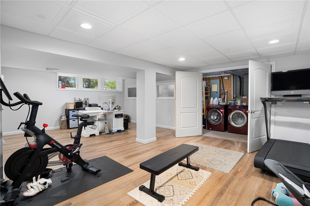 23 Clinton Avenue Scituate, RI 02831 - Photo 32 of 37