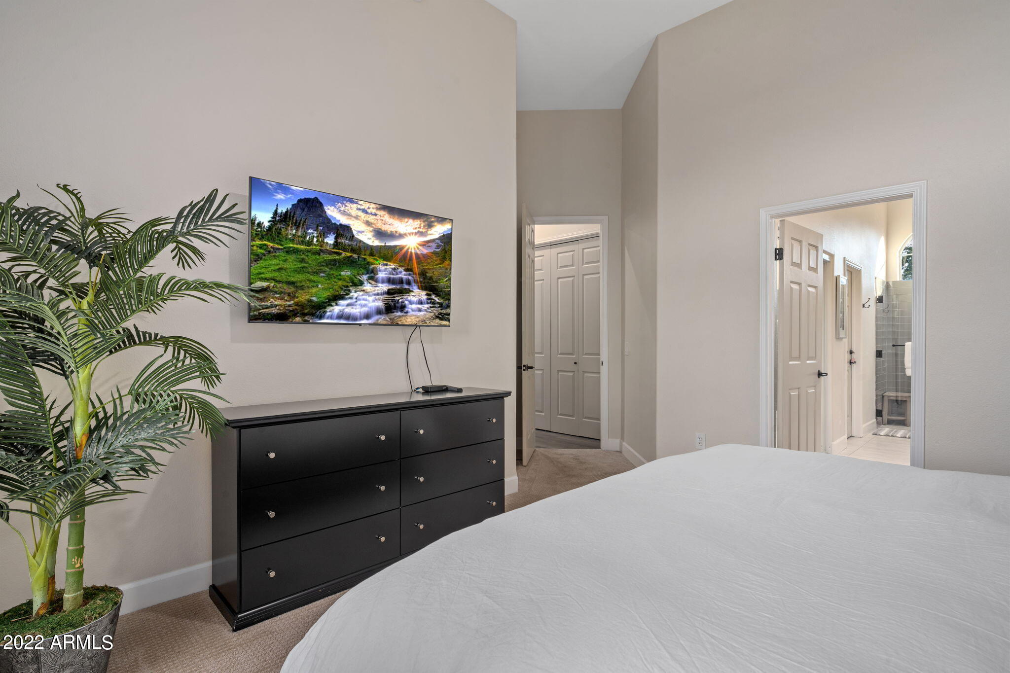 8245 East Bell Road, Unit 243 Scottsdale, AZ 85260 - Photo 15 of 51 Master Bedroom