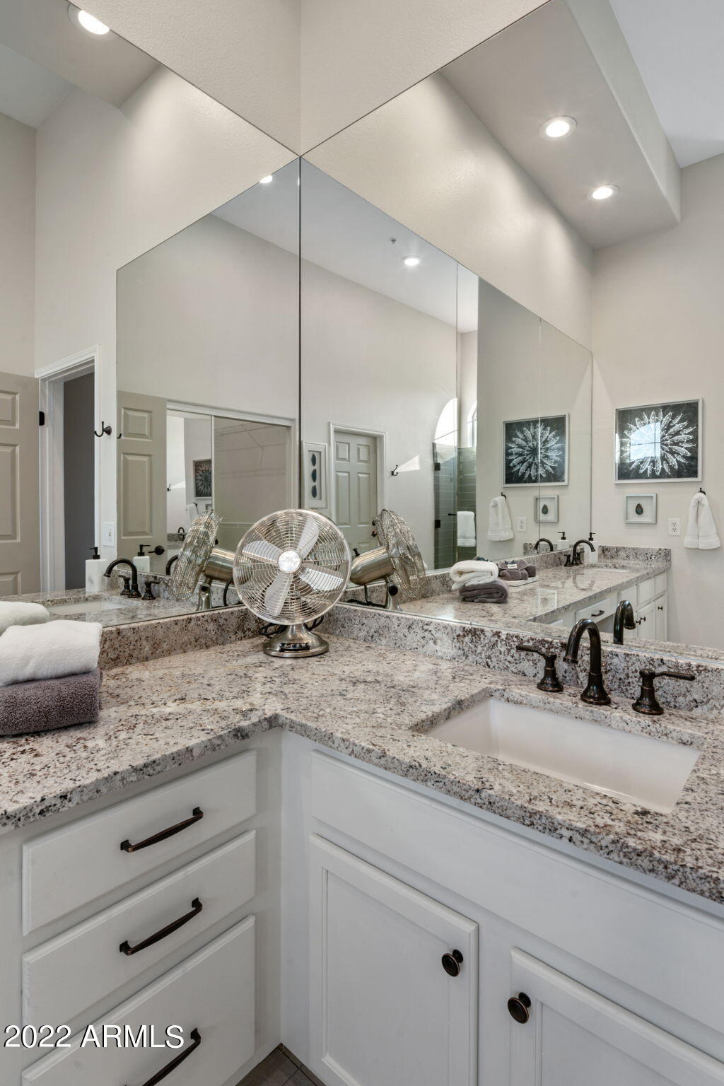 8245 East Bell Road, Unit 243 Scottsdale, AZ 85260 - Photo 18 of 51 Master Bathroom