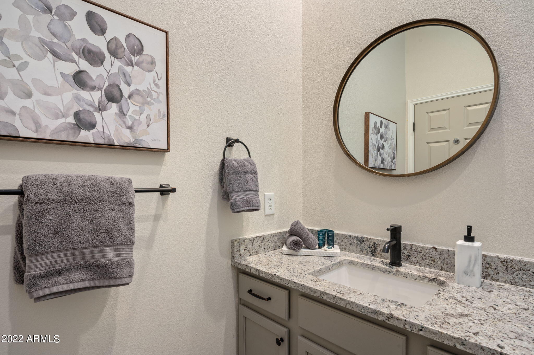 8245 East Bell Road, Unit 243 Scottsdale, AZ 85260 - Photo 31 of 51 Guest Bathroom
