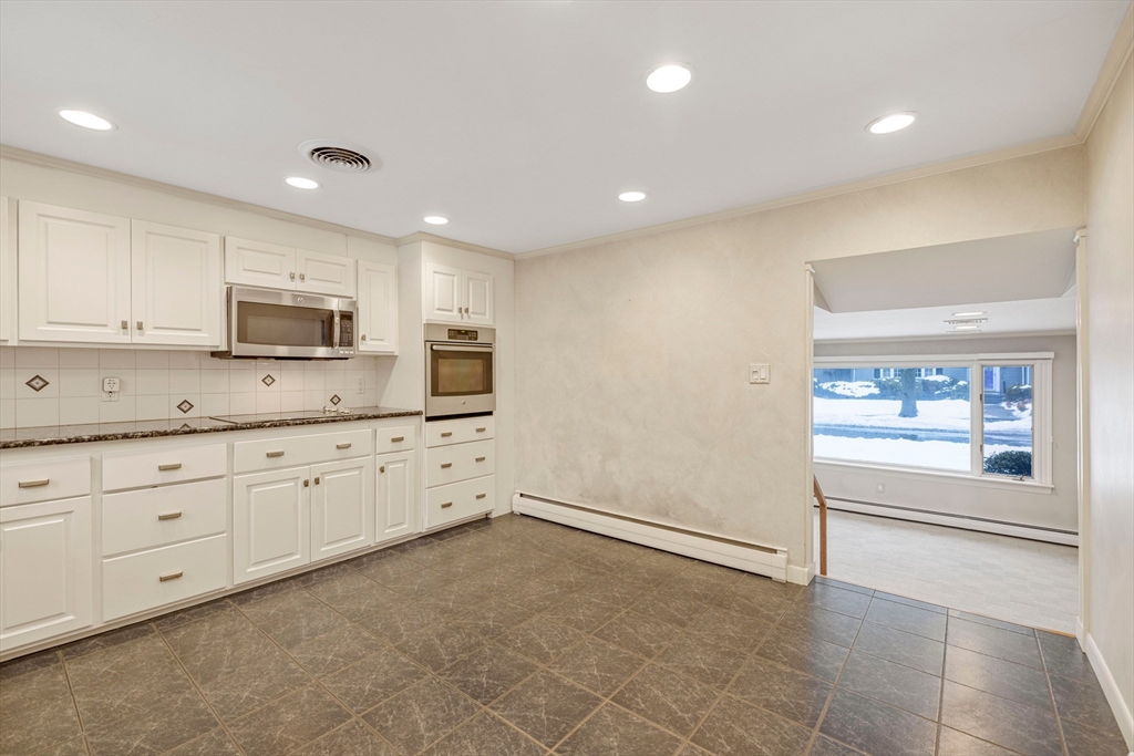 5 McKinley Road Marblehead, MA 01945 - Photo 13 of 28