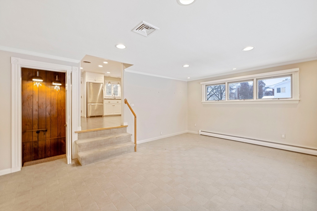 5 McKinley Road Marblehead, MA 01945 - Photo 6 of 28